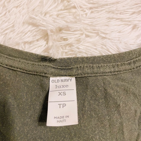 ♻️GOODWILL BOUND♻️ Old Navy Lux Flowy Tee - Picture 2 of 2